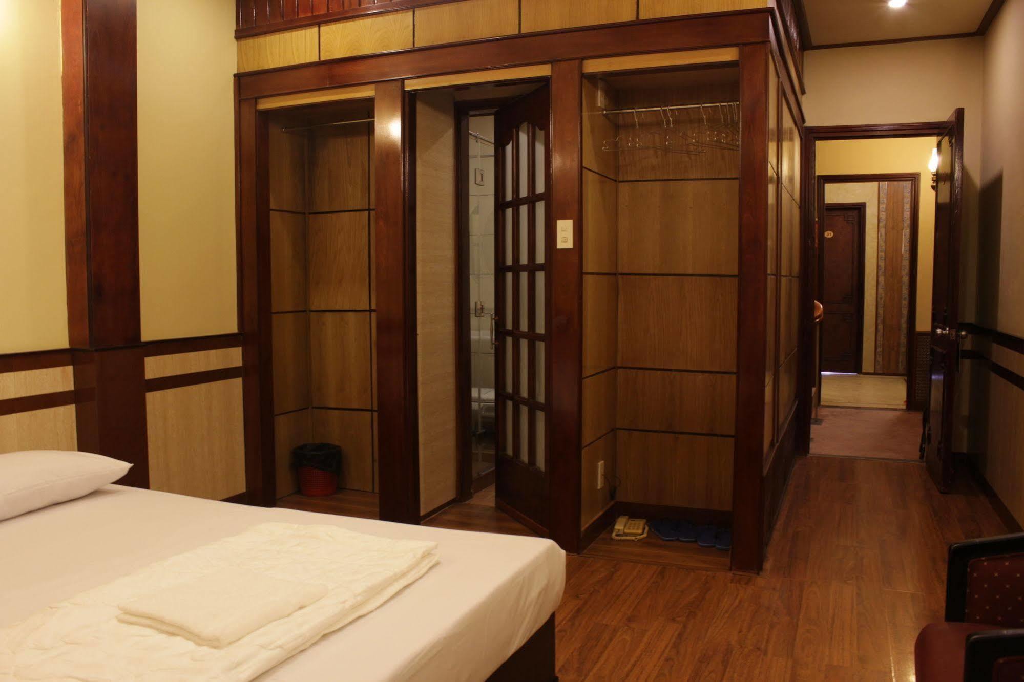 Bee Saigon Hotel Ho Şi Min Dış mekan fotoğraf